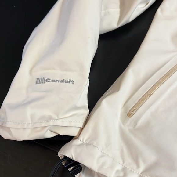 Mountain Hardwear White Conduit Windproof Softshell Jacket Women’s Size small - Picture 3 of 11